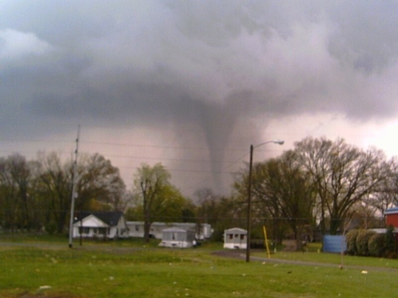 tornado-april-7-2006-1