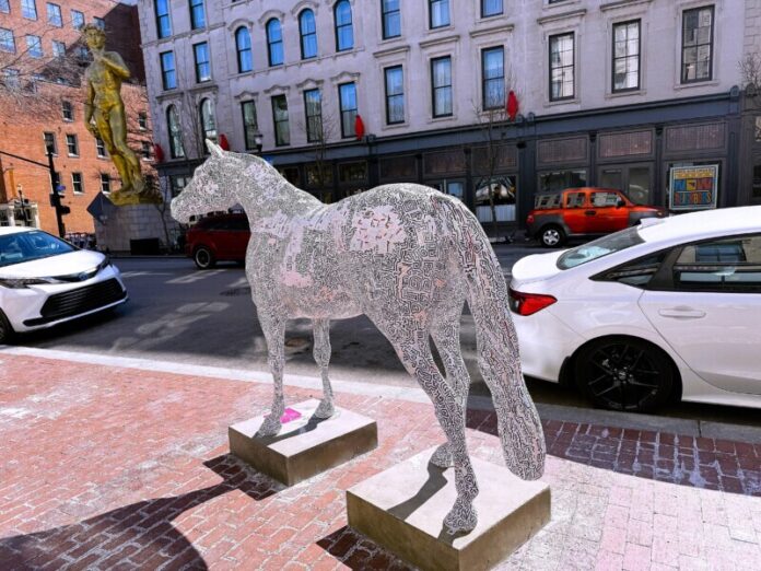 No-surprise-that-horses-are-part-of-the-street-art-along-Market-Street-in-downtown-Louisville